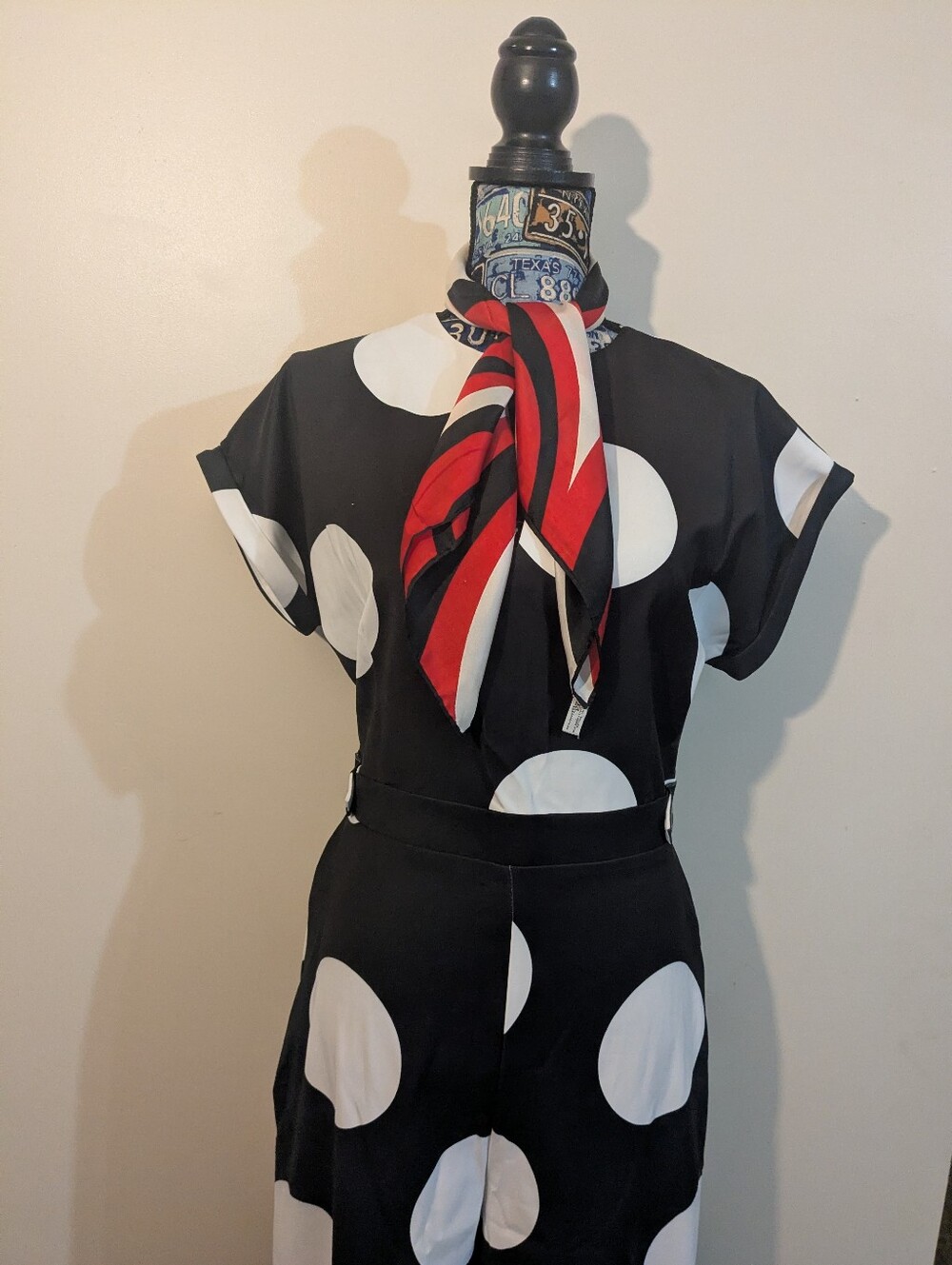 UOOZEE Wide Leg Black w/White Dots Jumpsuit Size Large NWT - Picture 7 of 12